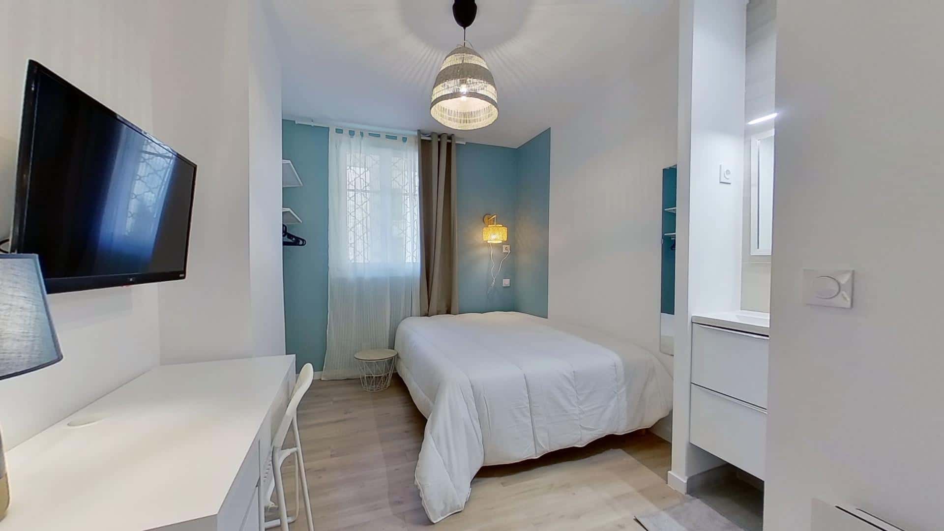 Chambre 1 - GAMBETTA LE