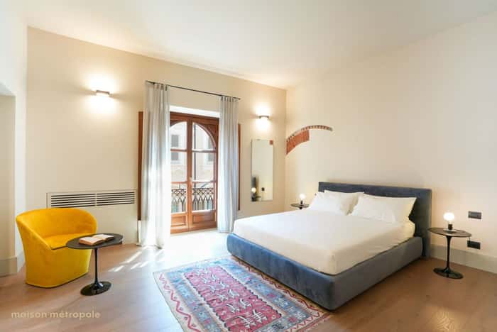 Listing photo thumbnail