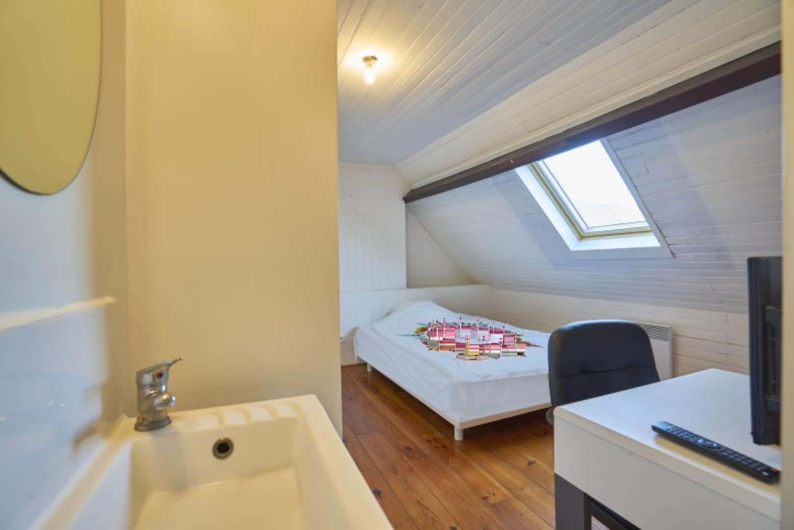 chambre4 - Faubourg des Postes