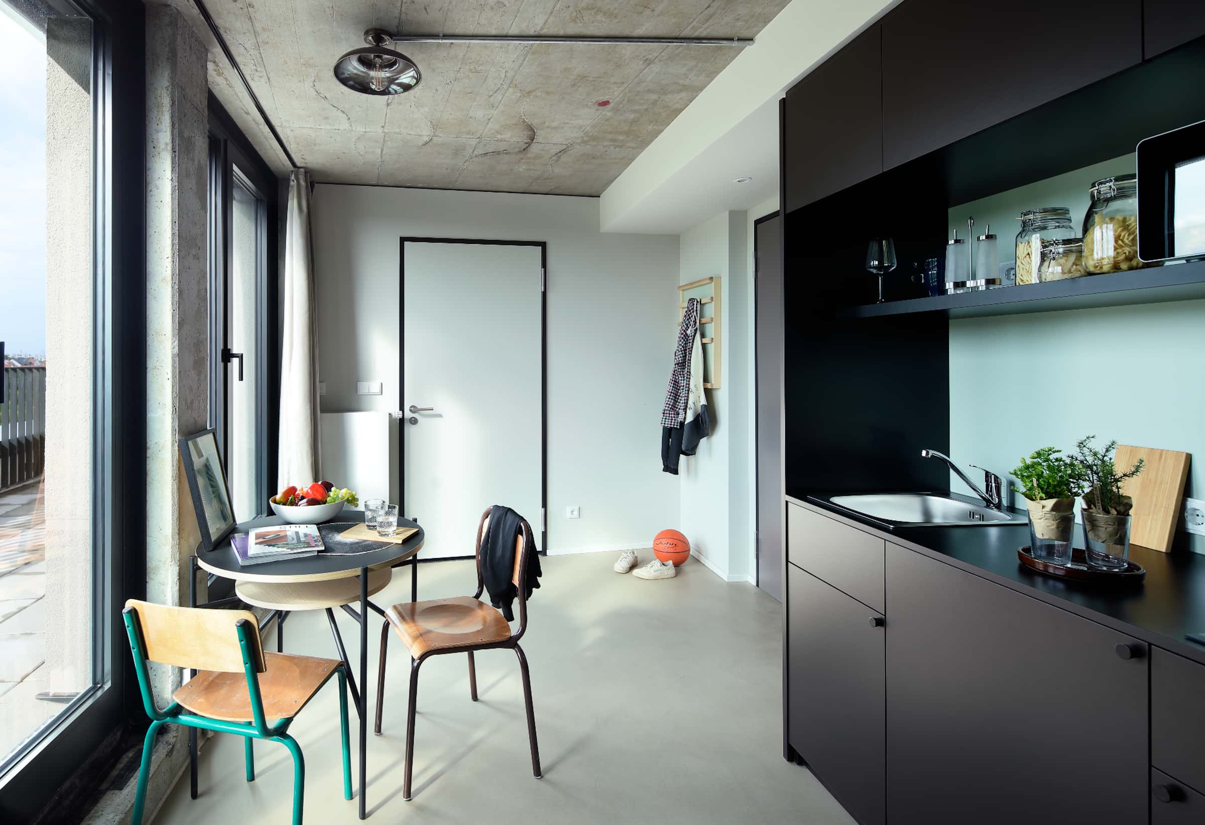 Penthouse Loft Balcony - Long Term - Floor 7