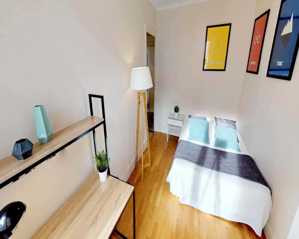 Chambre dans le rue Garibaldi