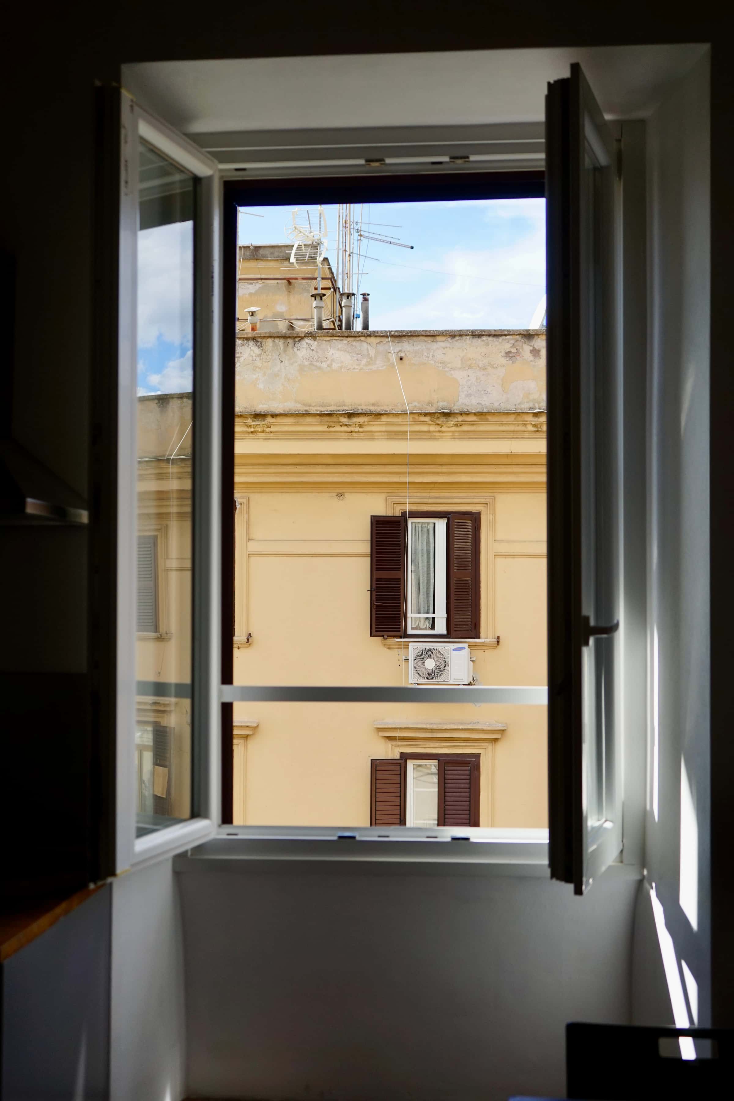 Apartment Rome, 2 beds — photo 16