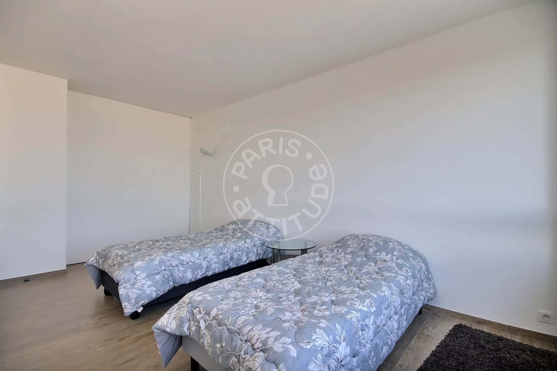 Appartement meublé - 75m² - 2 chambres - Puteaux