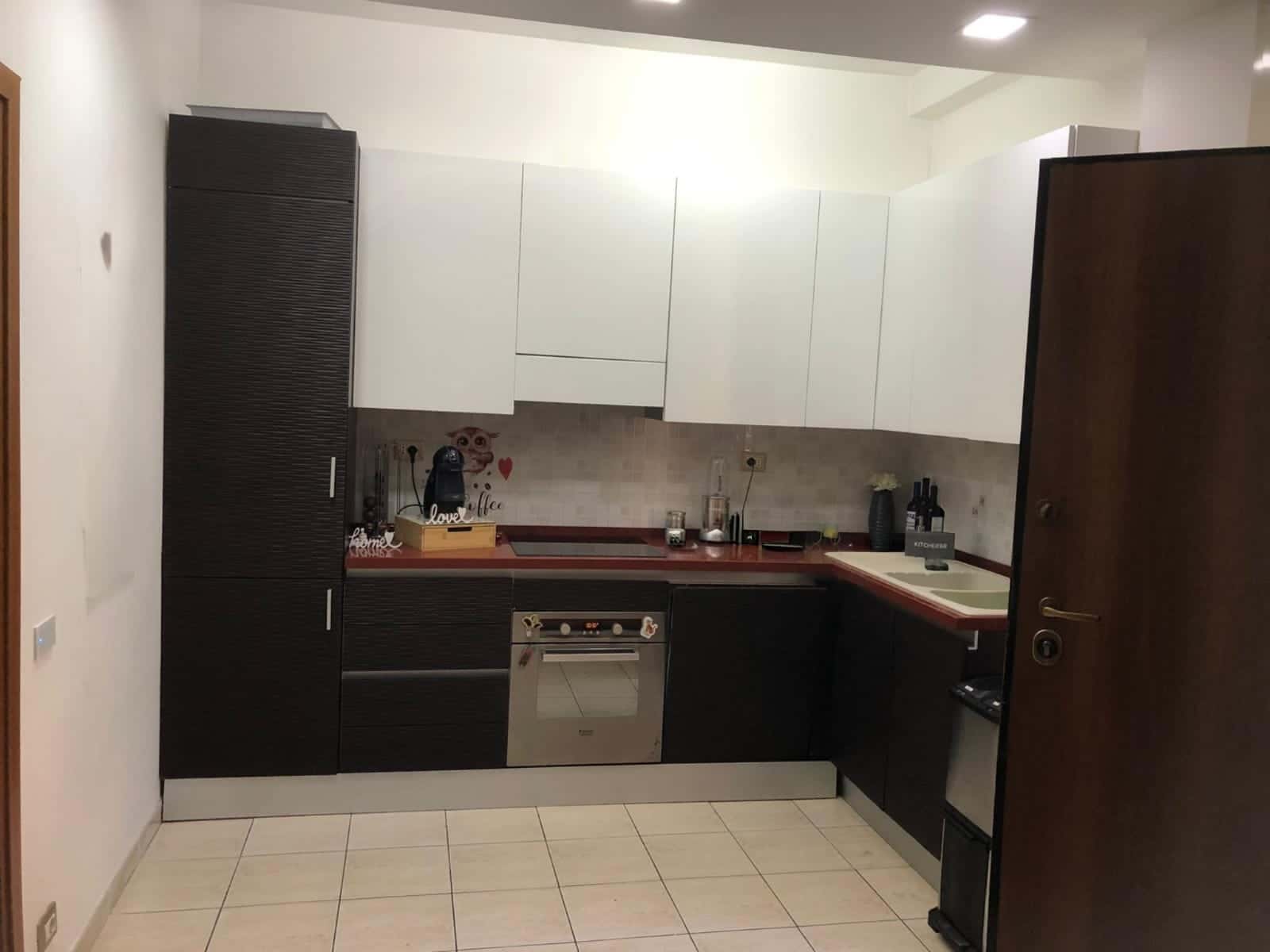 Apartamento em Via Francolise, Colle dei Pini para 54 m² com 1 quarto