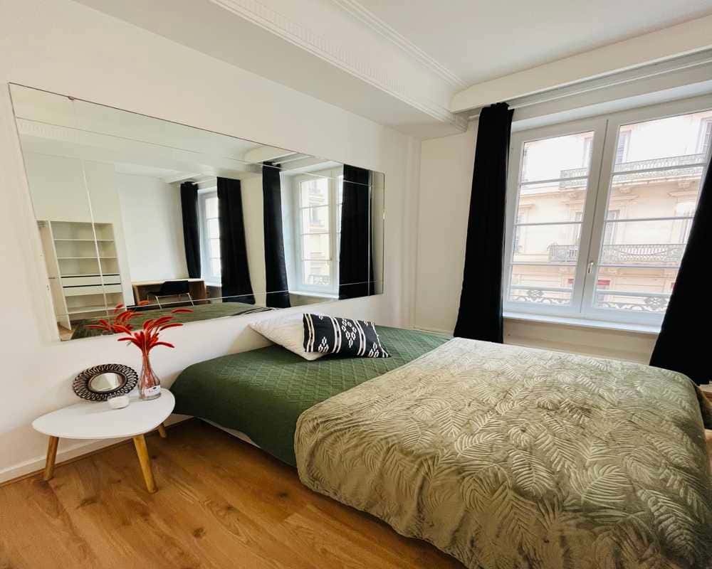 Chambre dans le rue de brest