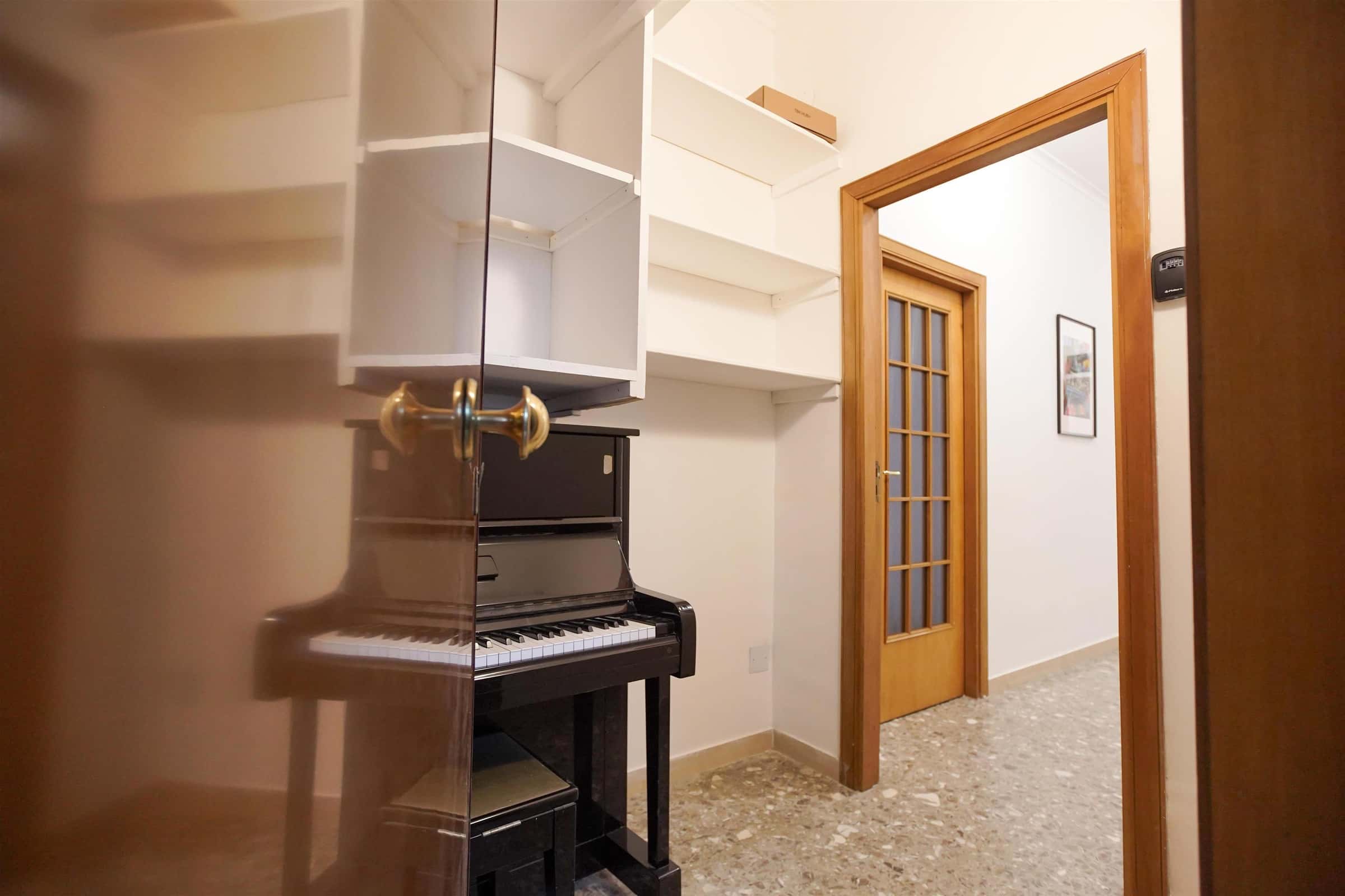 Via Bognar 43 - Stanza 54