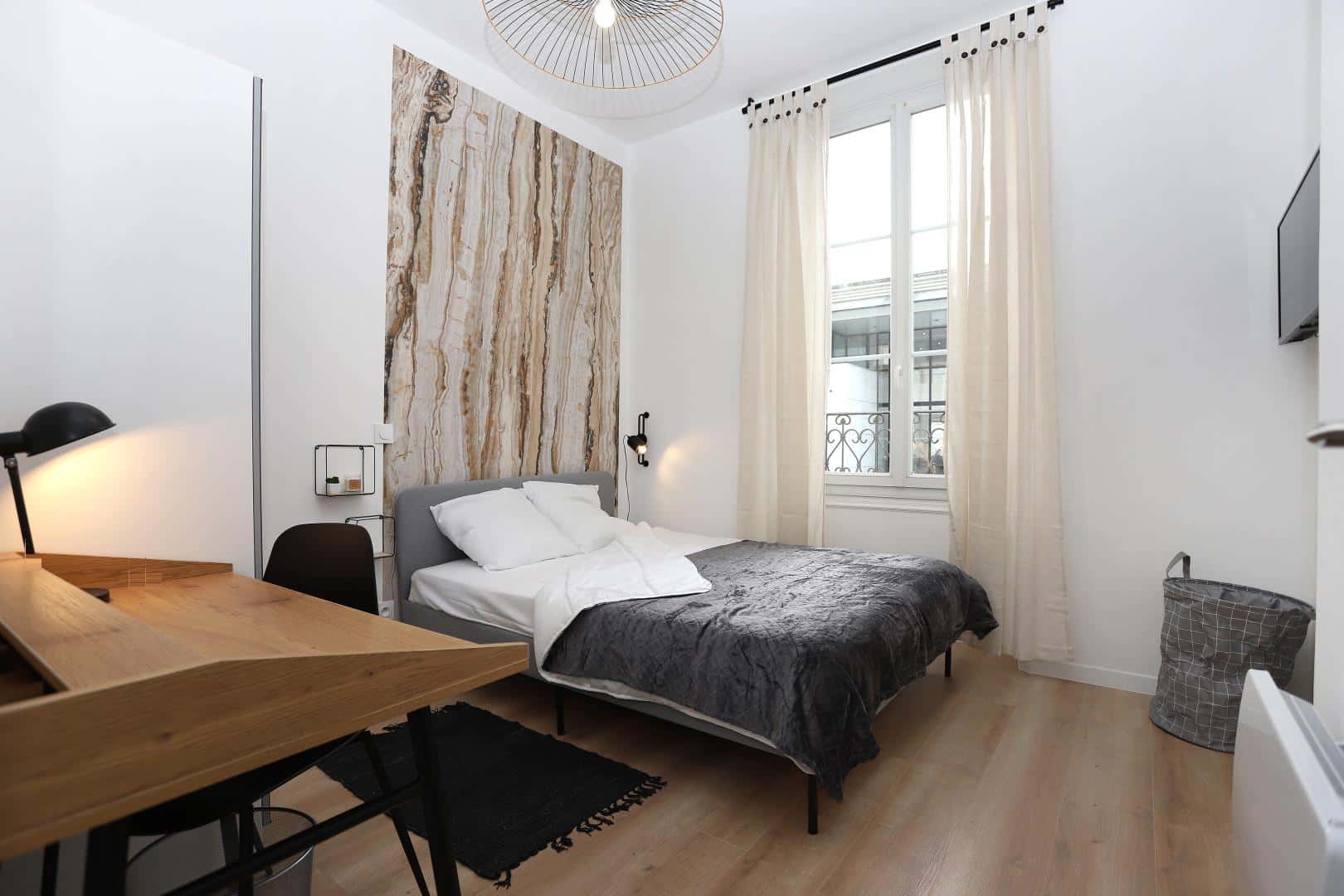 Chambre 2 - HENRI ARNAULD 1