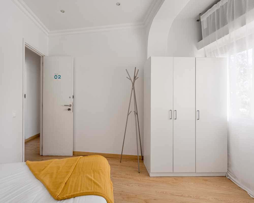 Comfortable room in 8-bedroom apartment in Benfica, Lisbon - Room 2
