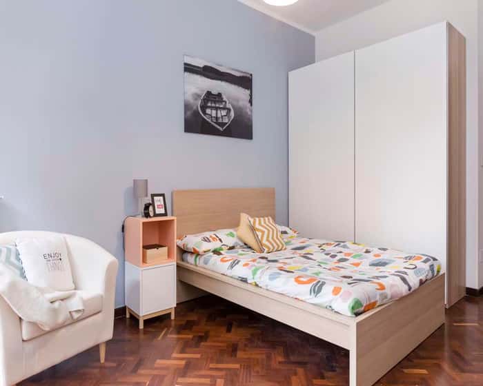 Listing photo thumbnail