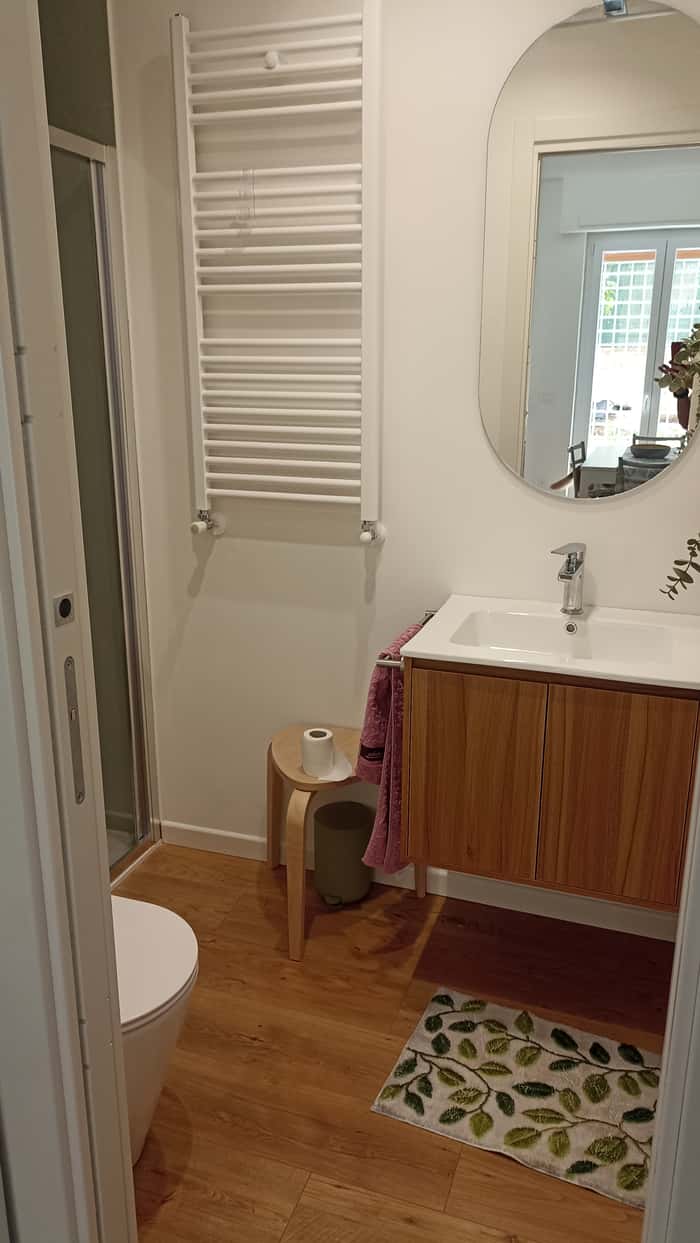 Listing photo thumbnail