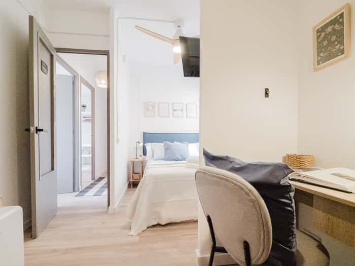 Listing photo thumbnail