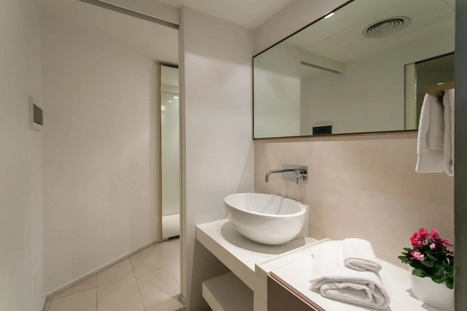 Apartment Milan, 1 bed — photo 19
