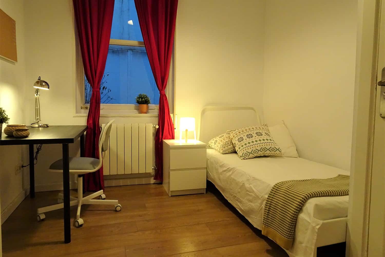 Habitación en Madrid Chamberí metro Rubén Darío  36H3