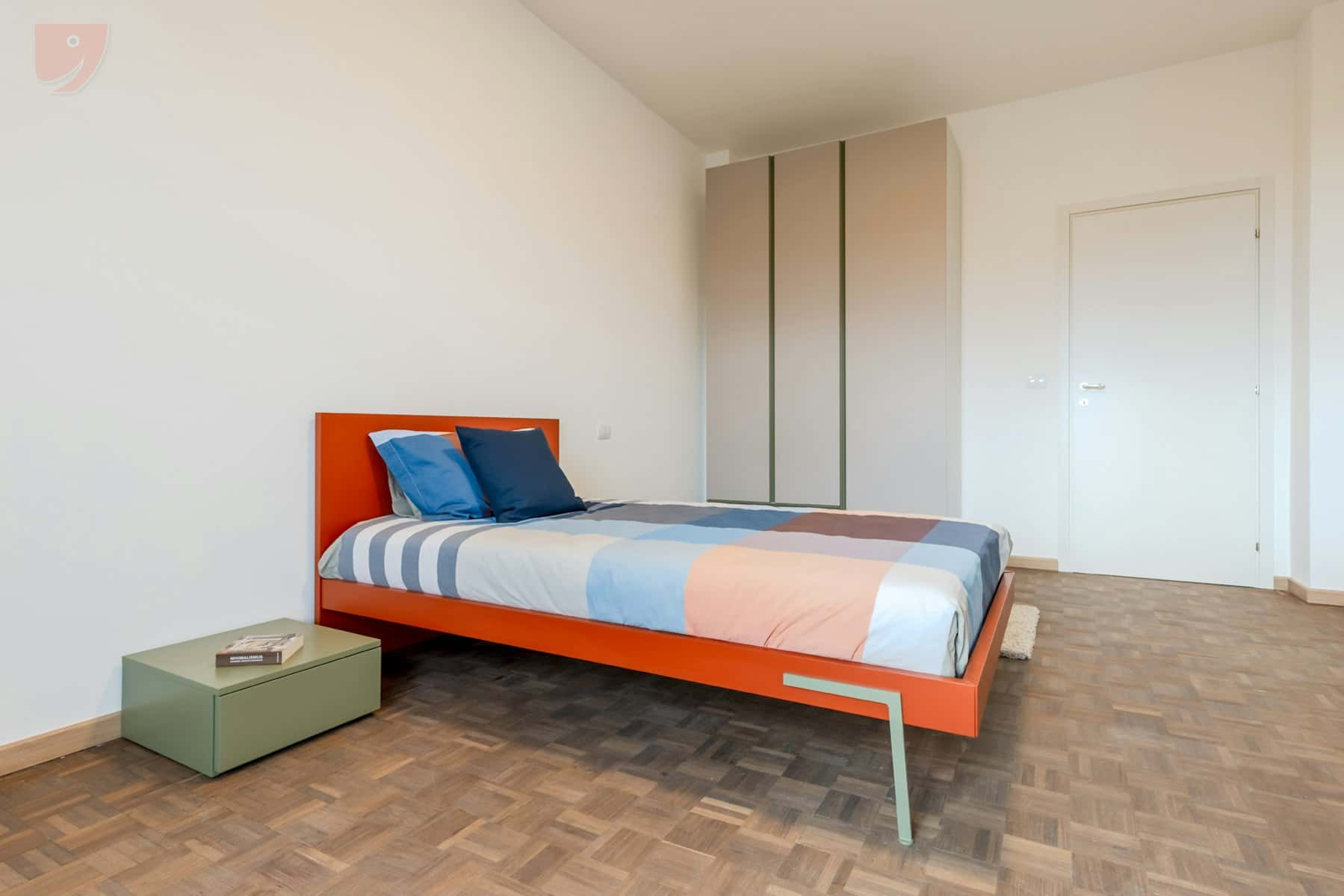 Room in Viale Cavour, Ferrara for 185 m² with 9 bedrooms