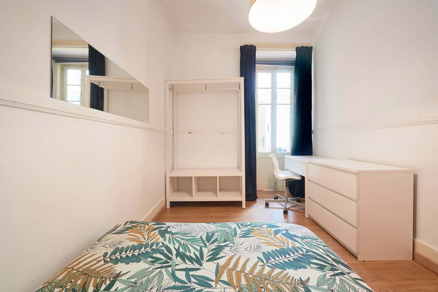 Room 4 - 04. Carvalho Araujo 90 2D