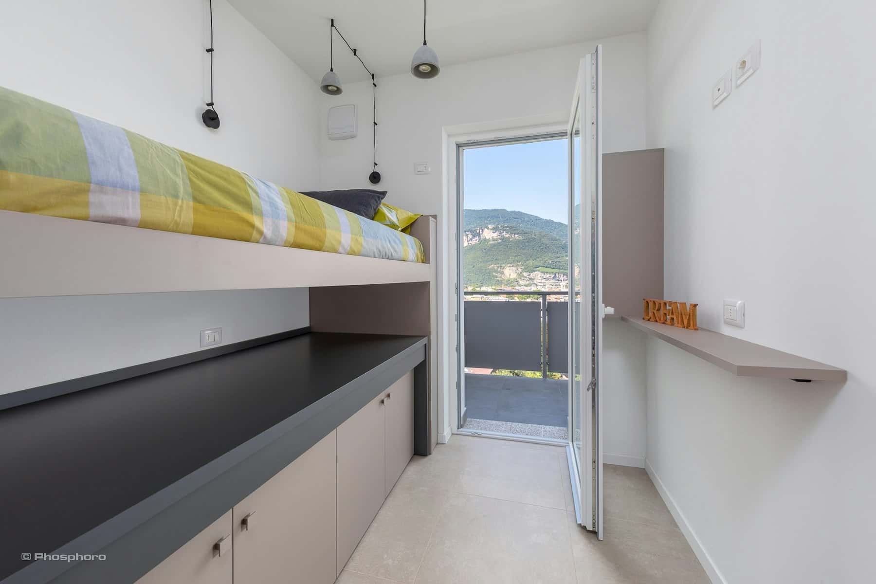 Room in Via Venezia, Trento for 61 m² with 3 bedrooms