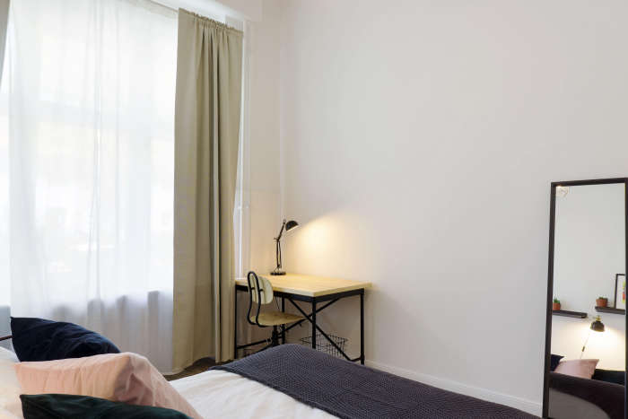 Listing photo thumbnail