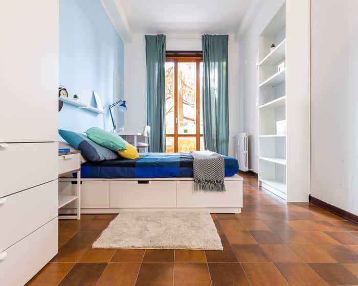 Listing photo thumbnail