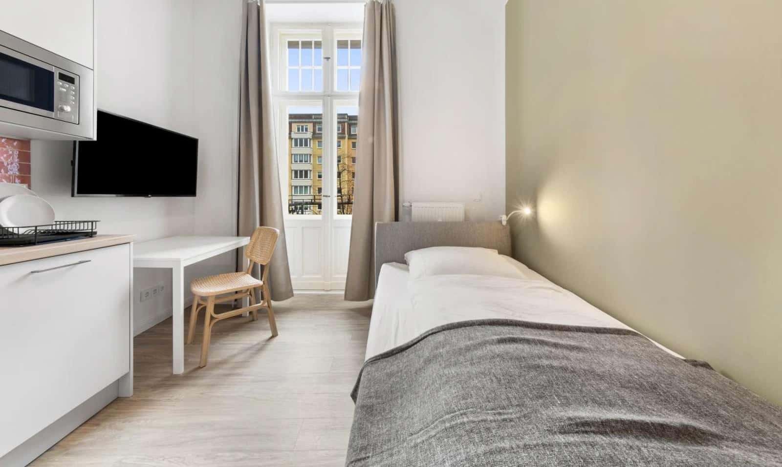 Studio for rent in Berlin, bills included - Photo 2
