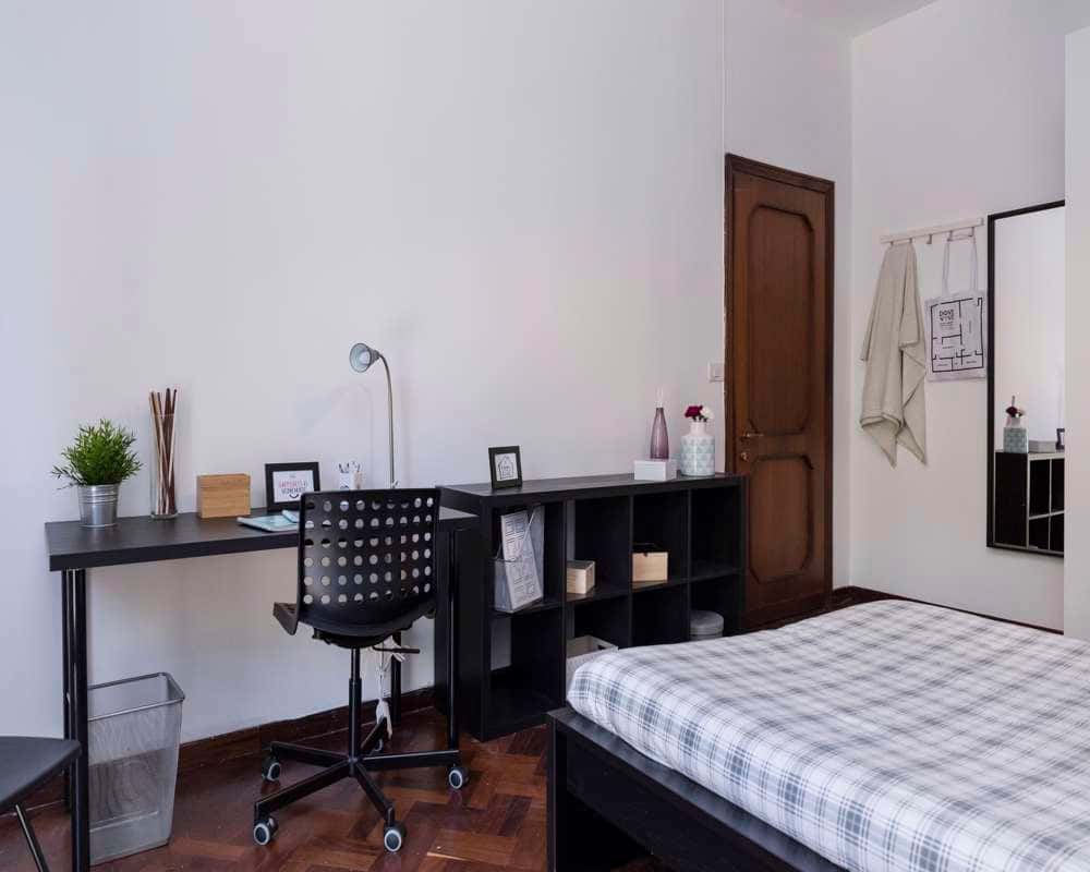 Stanza in Viale Giovanni Vicini