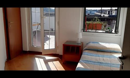 Listing photo thumbnail