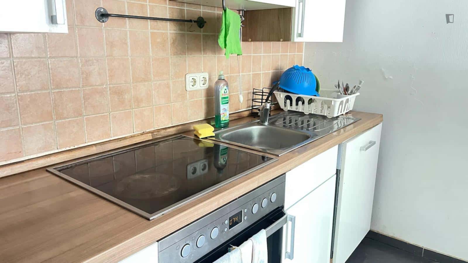 Room in Abbentorstraße, Bremen for 10 m² with 8 bedrooms - Photo 3