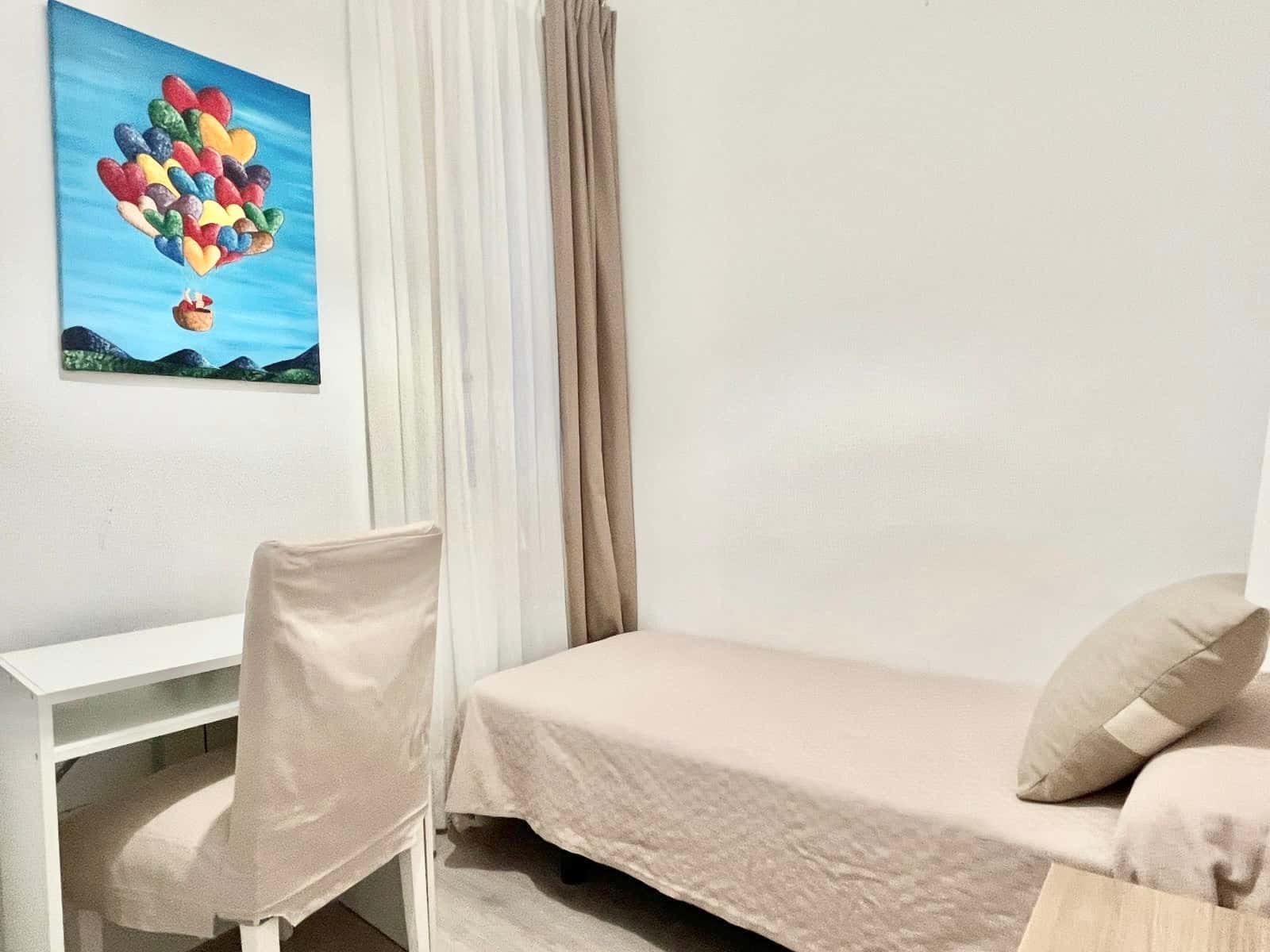 Habitación en Calle de Benito Gutiérrez, Madrid