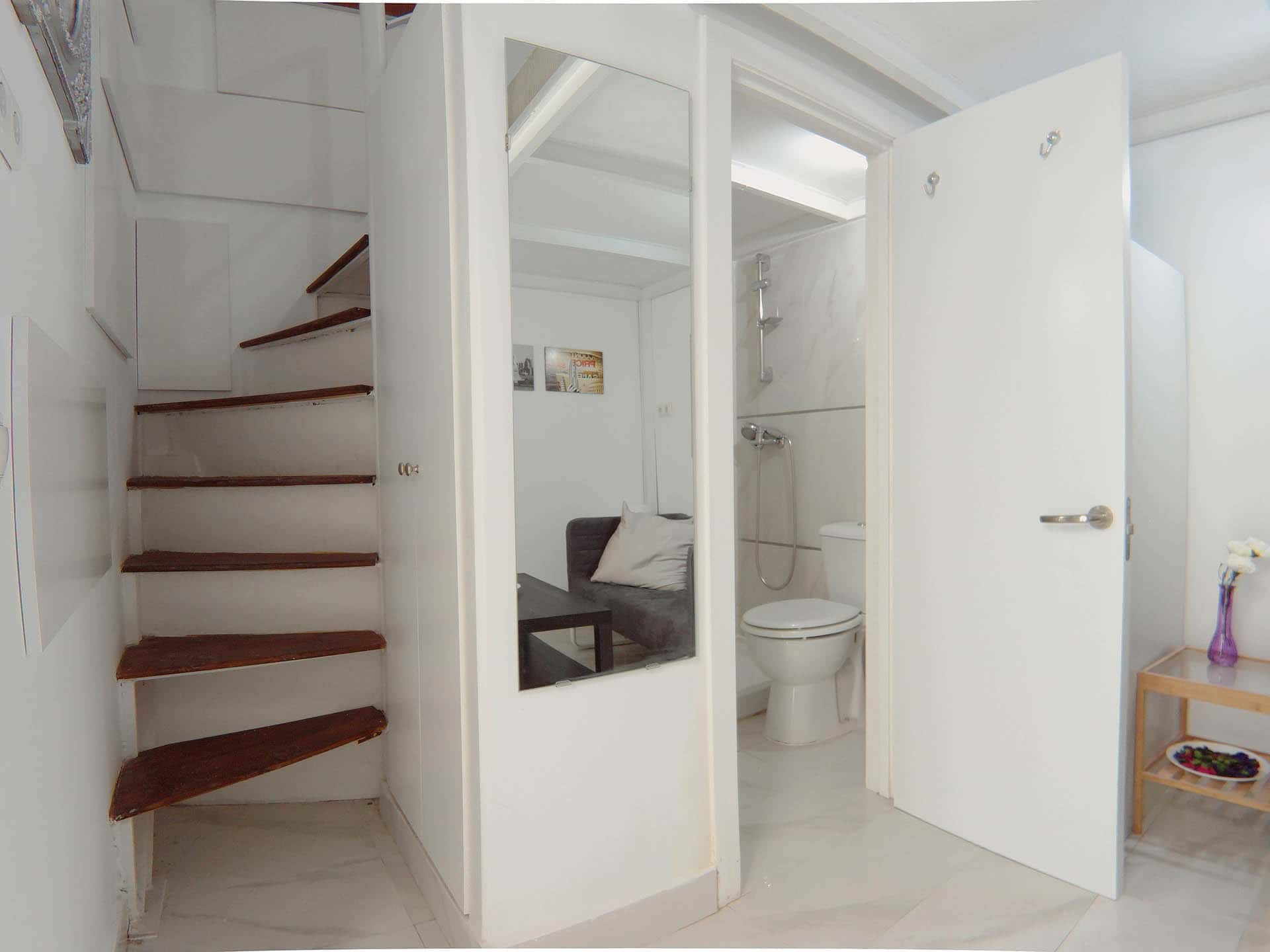 Room Calle Almendrales