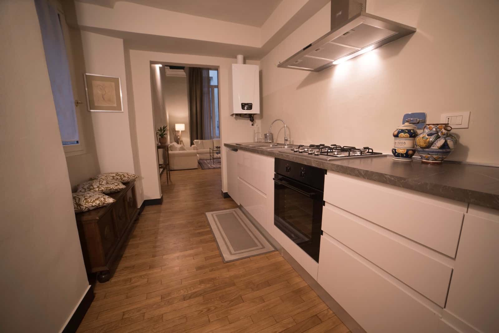 Appartamento in Vico degli Indoratori, Genova di 75 m² con 1 camera