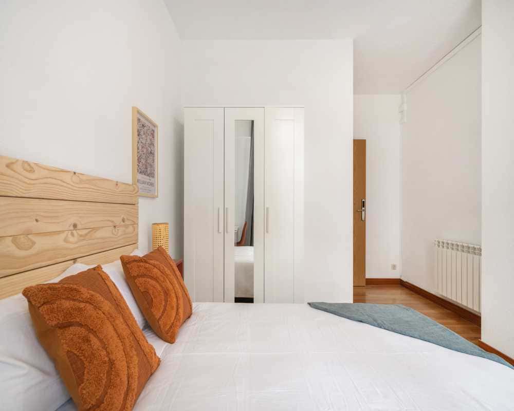 Habitación individual en la Calle Mesena