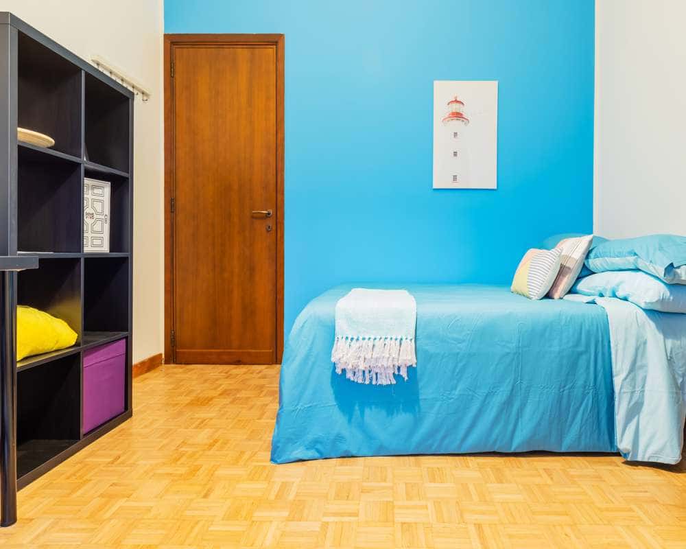 Stanza in Via Roberto Schumann