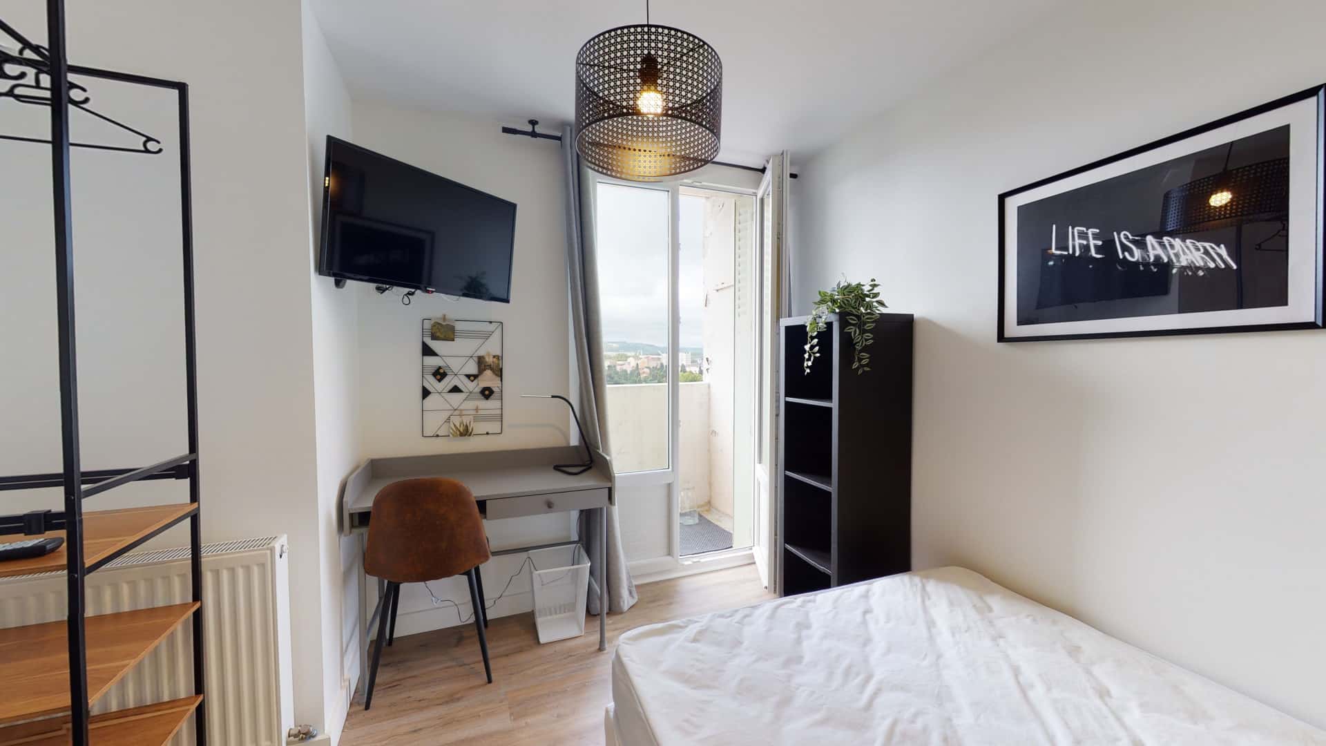 Chambre 1 - CUGNAUX