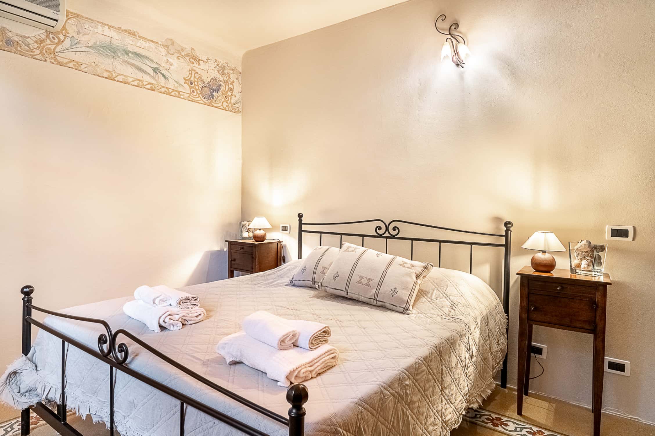 Single room Lucca, 2 beds — photo 9