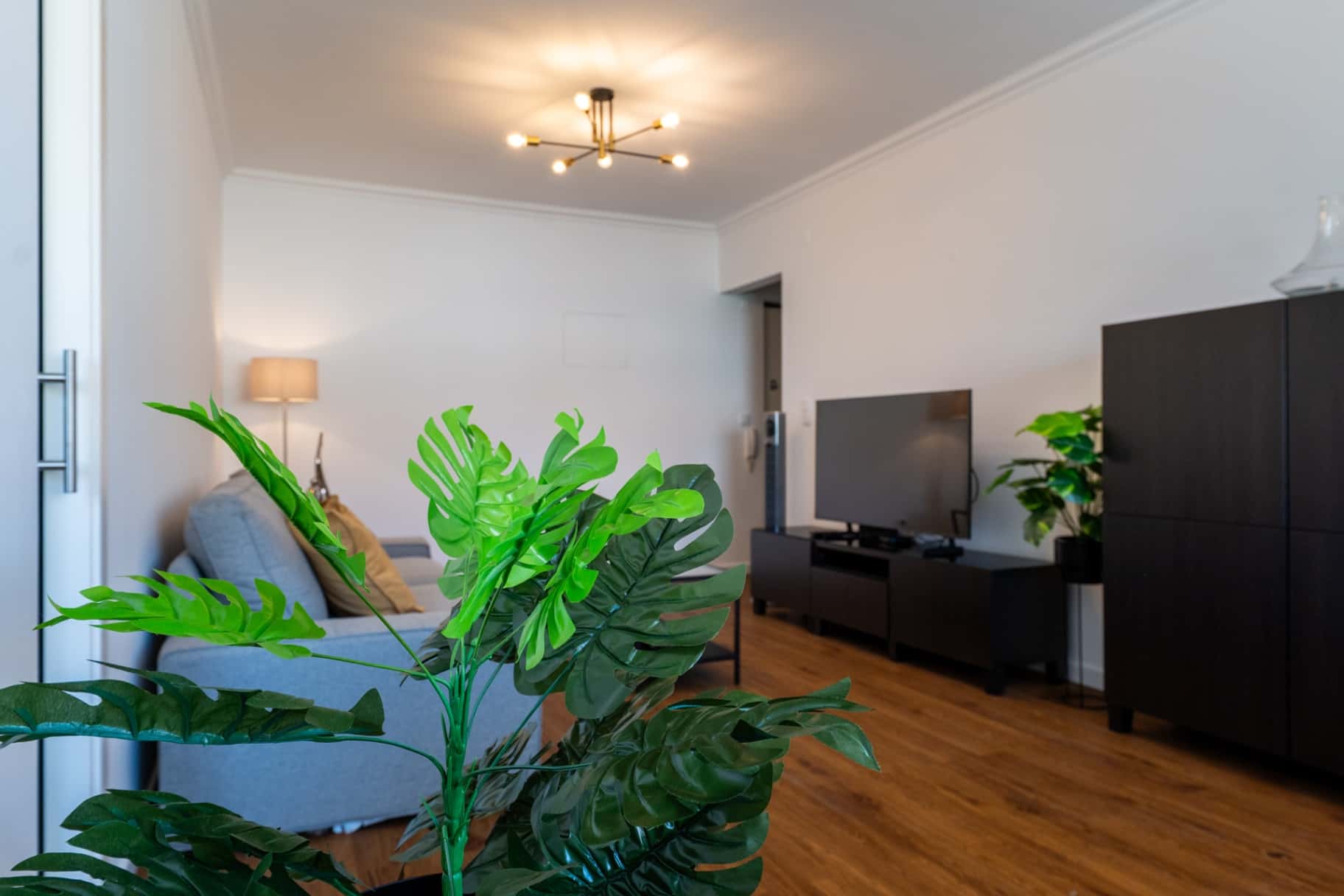 Apartment in Rua António Louro, Parede with 90 m² and 2 bedrooms