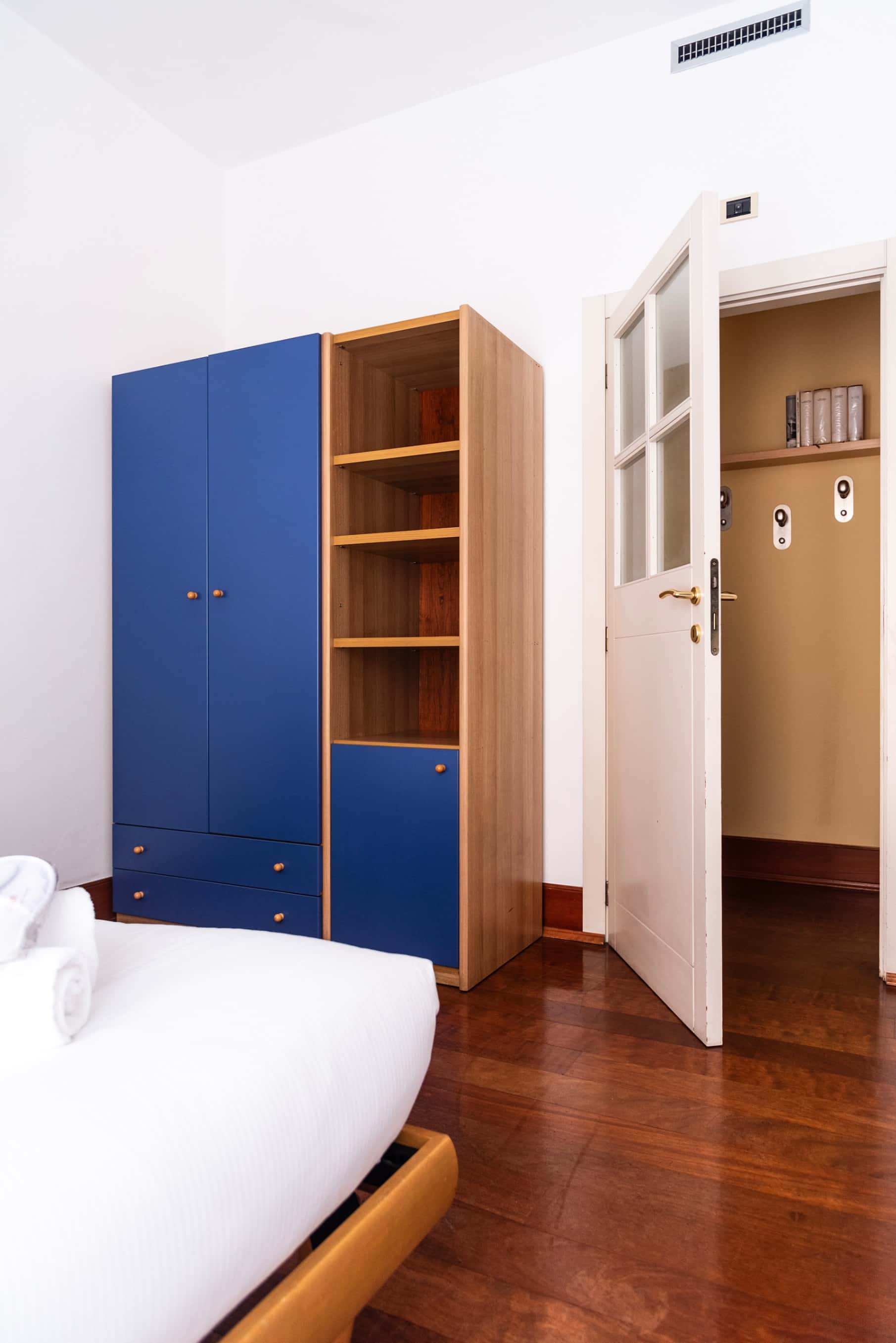 Apartment Milan, 4 beds — photo 51