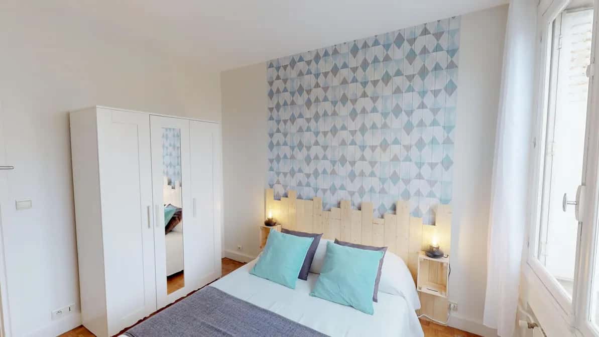 Room in Rue Claude Lorrain, Paris for 128 m² with 5 bedrooms