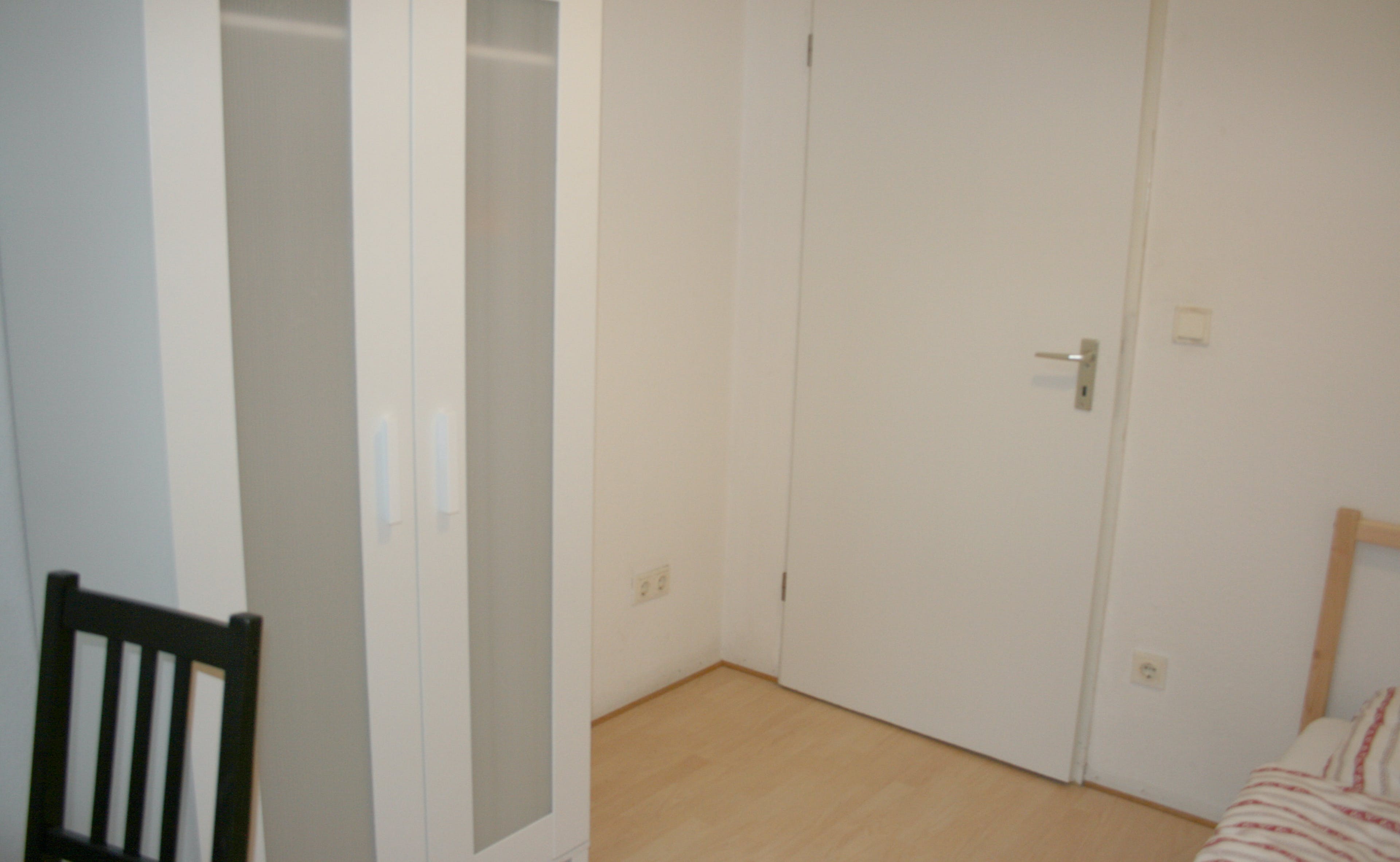 Zimmer in der Flughafenstraße 21