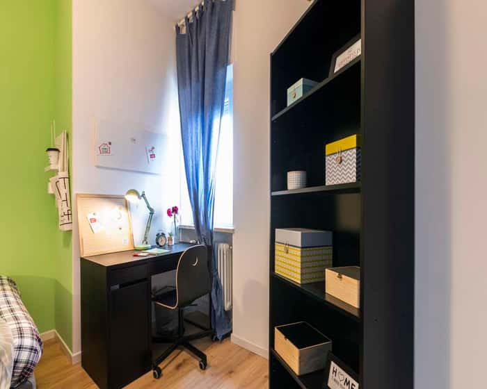 Listing photo thumbnail