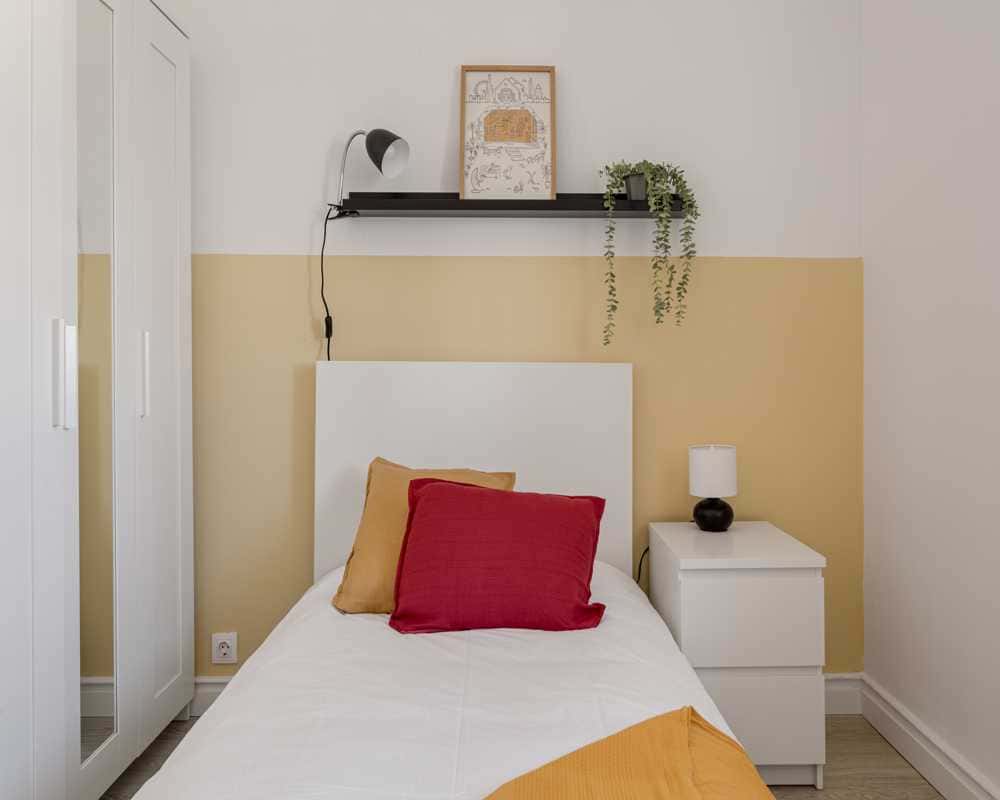 Ensuite Room in 7-bedroom apartment in Alvalade, Lisbon - Room 3