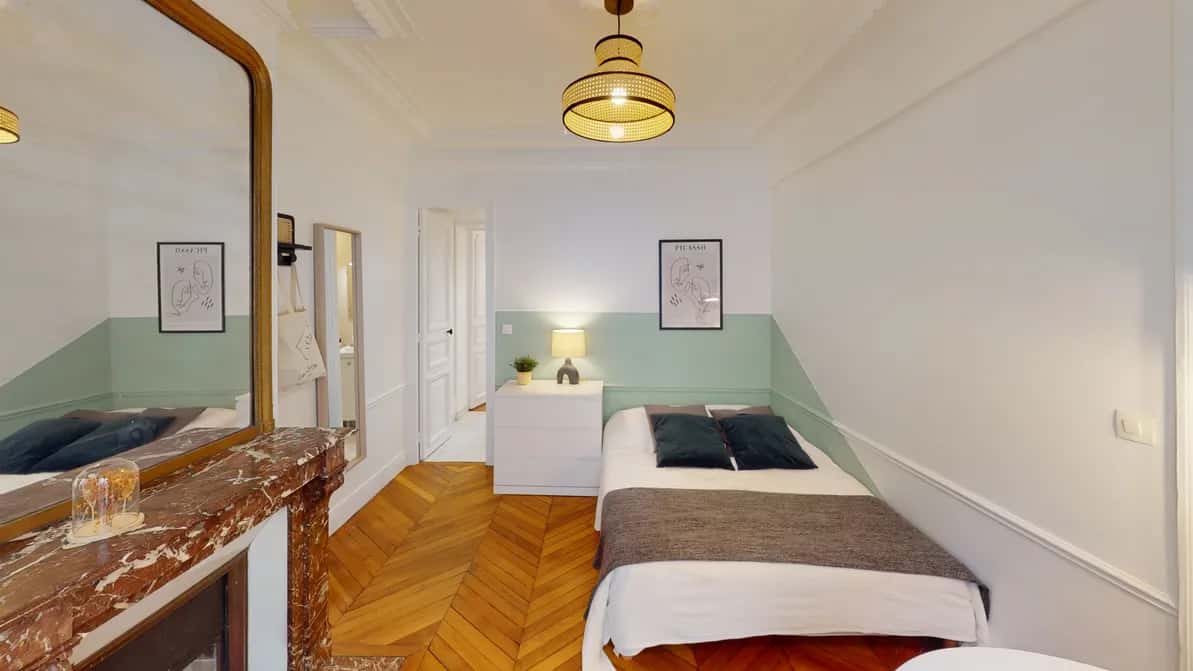 Room in Rue de l'Aqueduc, Paris for 89 m² with 4 bedrooms