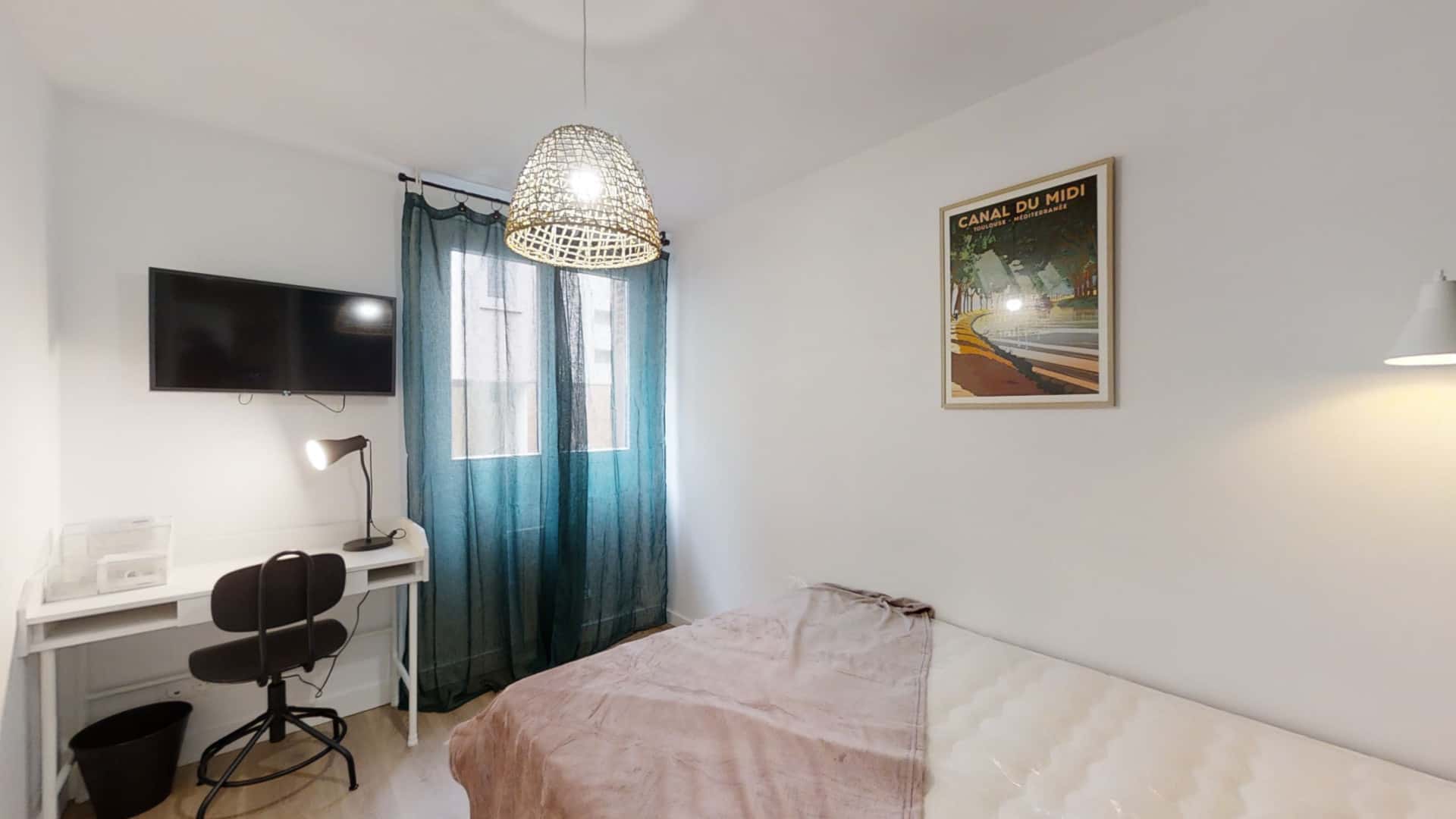 Chambre 2 - Commandeur Cazeneuve