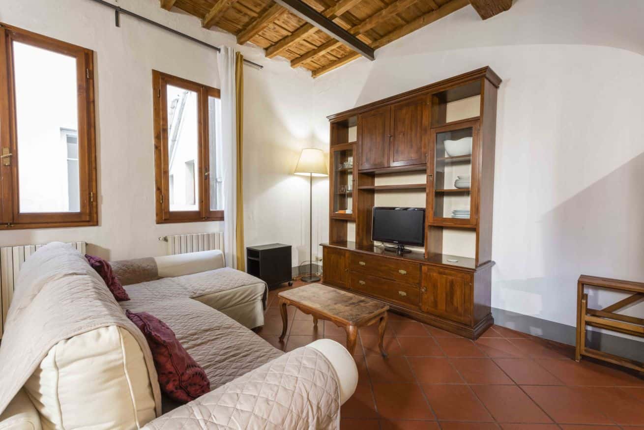 Classic Florence Apartment A