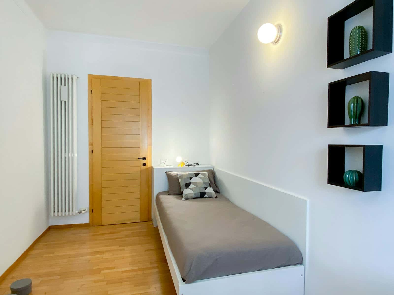 Quarto em Via Oriola, Trento para 135 m² com 7 quartos