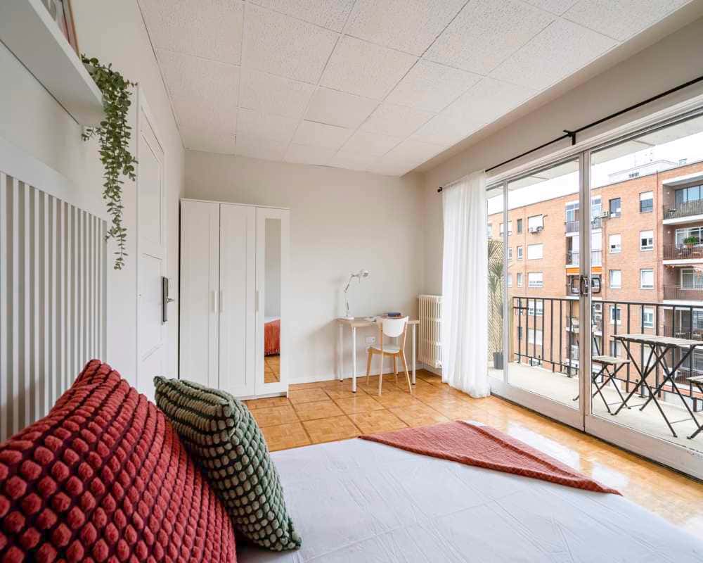 Habitación individual en la Paseo de la Castellana
