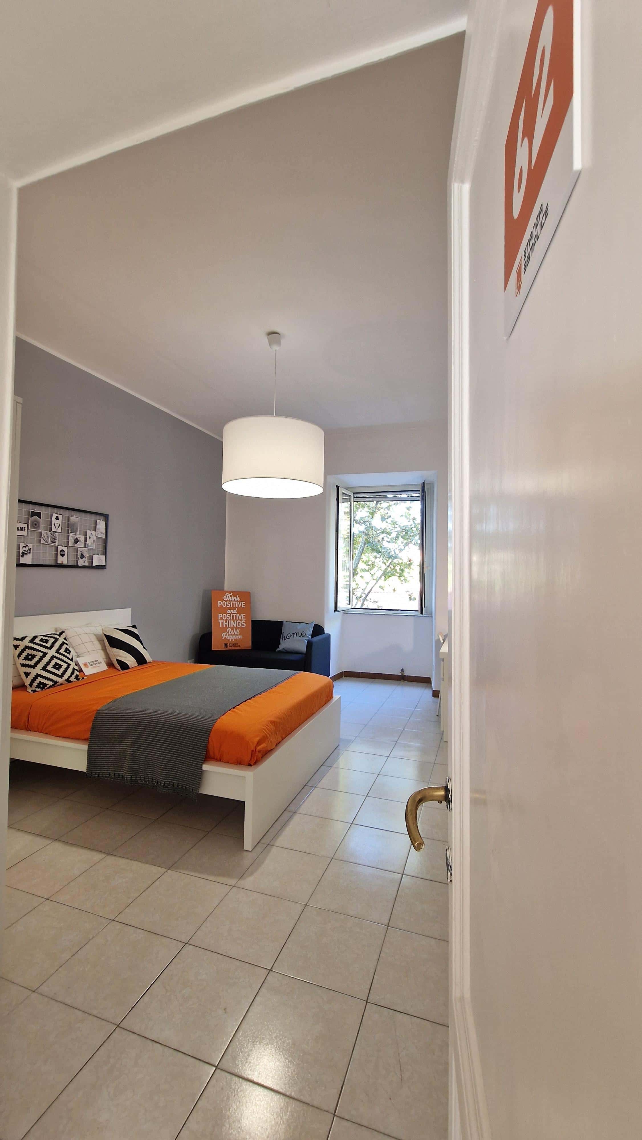 Single room Rome, 4 beds — photo 8