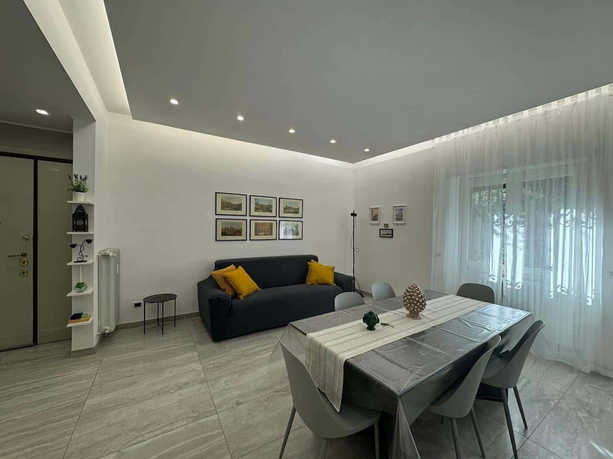 Apartment Rome, 2 beds — photo 20