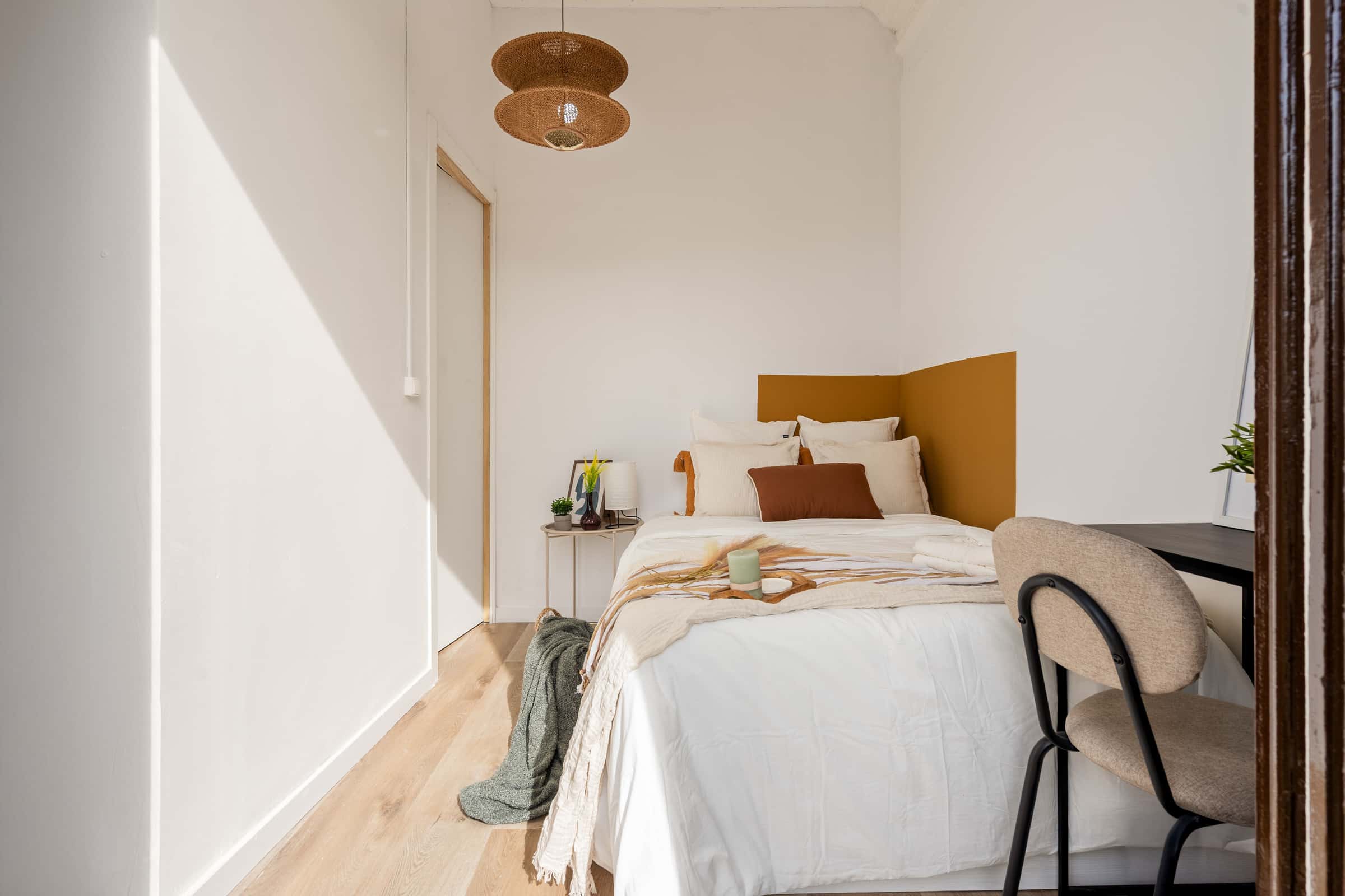 Habitacion privada en Carrer del Comte Borrell, , L'Eixample,Barcelona