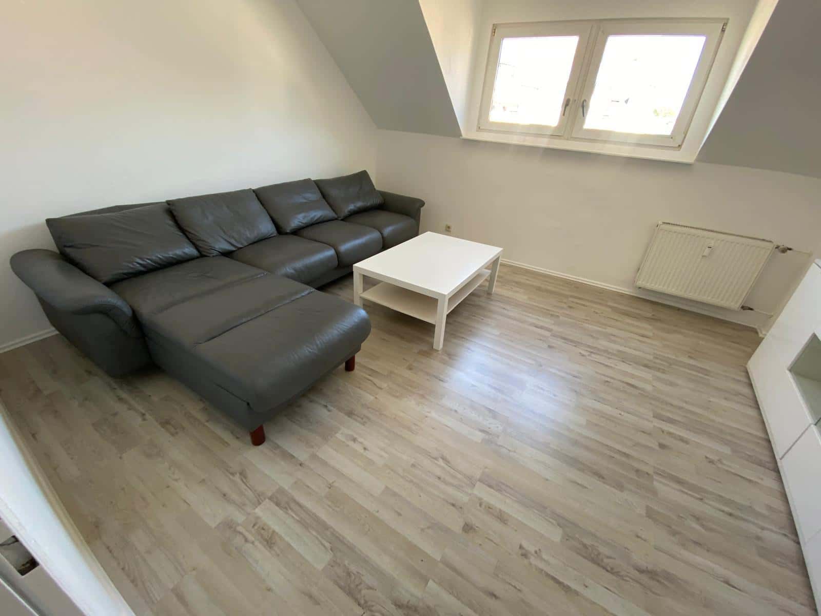 Apartment in Schlossstrasse, Velbert for 90 m² with 3 bedrooms