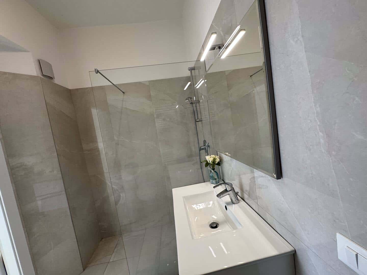 Apartment Moltrasio, 1 bed — photo 15