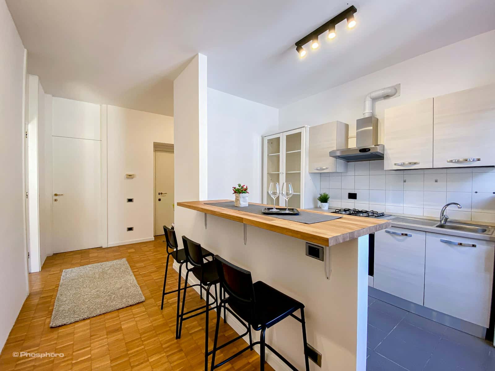 Chambre dans Via del Brennero, Trento pour 68 m² avec 3 chambres